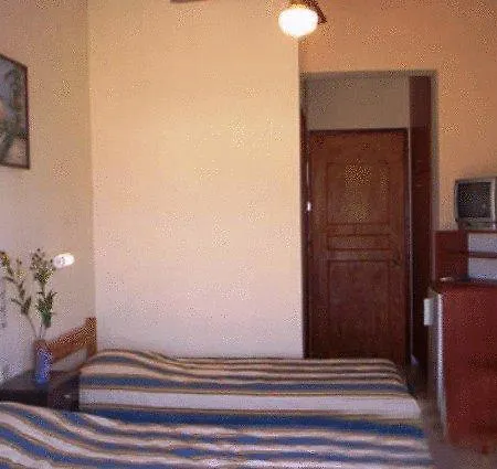 شقة Kourkoumelata *