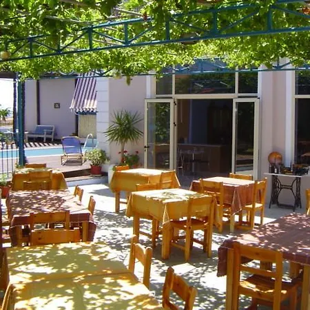 דירה Kourkoumelata
